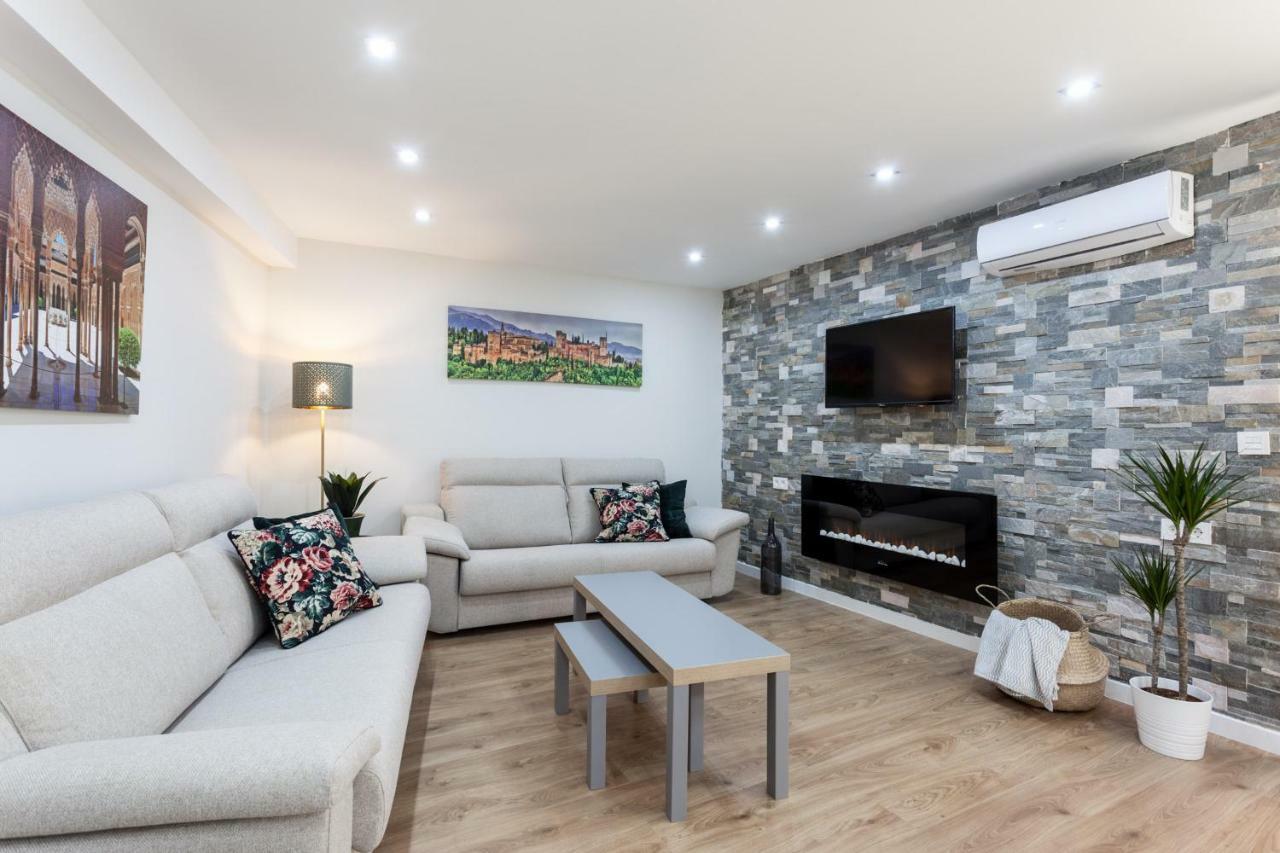 Apartamentos Reina Isabel Гранада Экстерьер фото
